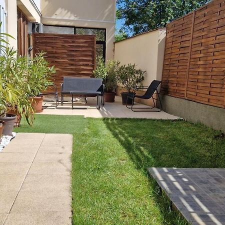 Boholand Apartman Eger Bagian luar foto