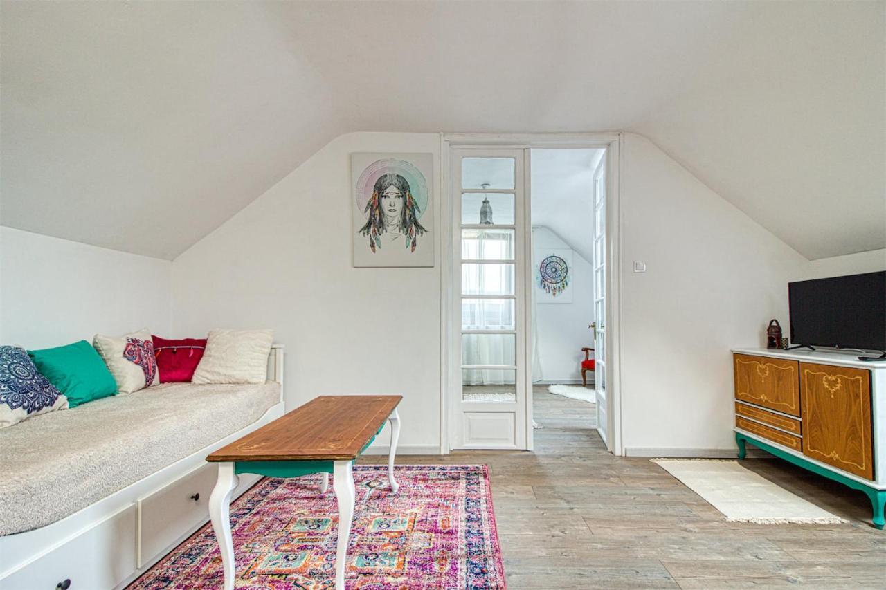 Boholand Apartman Eger Bagian luar foto
